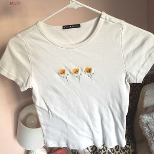 poppy brandy tee